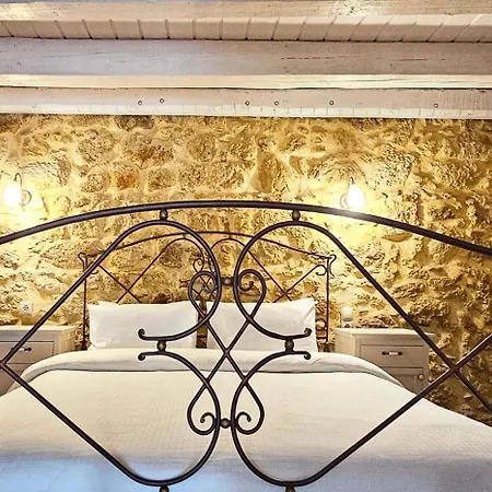 Arhontiko Arhanes Suites Archanes Exterior foto