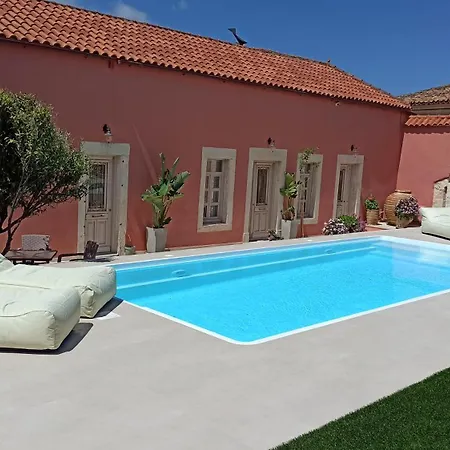 Arhontiko Arhanes Suites Archanes Exterior foto